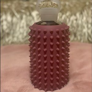 Bkr 1L glass spiked water bottle